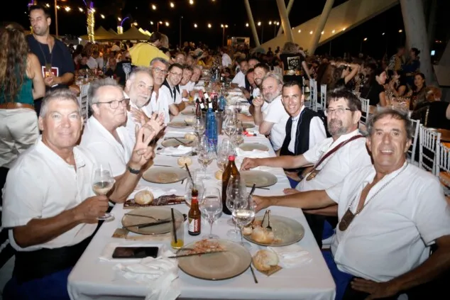 Arrancan los Moros y Cristianos de Dénia: así fue el primer gran día de fiesta 50 pregon y bienvenida a las fiestas de moros y cristianos 2026 de denia 46