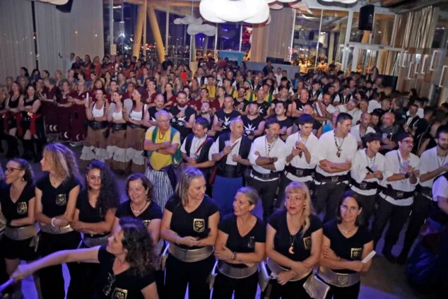 Arrancan los Moros y Cristianos de Dénia: así fue el primer gran día de fiesta 74 pregon y bienvenida a las fiestas de moros y cristianos 2026 de denia 70