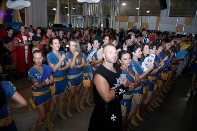 Arrancan los Moros y Cristianos de Dénia: así fue el primer gran día de fiesta 78 pregon y bienvenida a las fiestas de moros y cristianos 2026 de denia 74