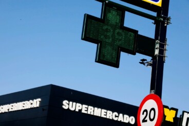 Alerta naranja de la AEMET: Dénia, ante el que puede ser aún el día más caluroso del 2026 3 termometro en denia durante una ola de calor de este verano