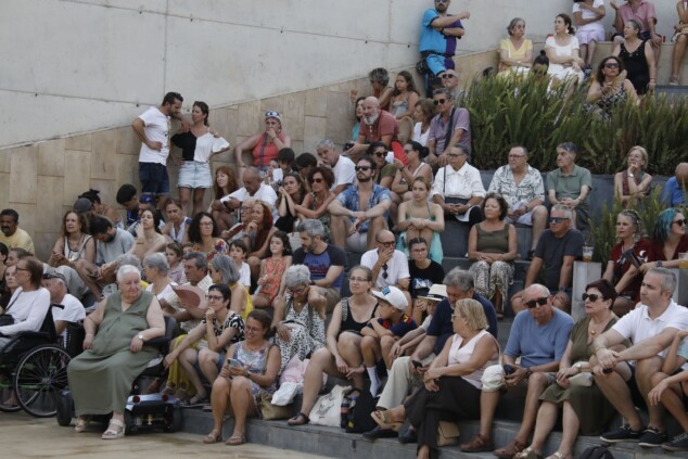 Pólvora, niebla y el «Vell Montgó»: Dénia despide sus Moros y Cristianos a lo grande 13 ultimos actos de los moros y cristianos de denia 2026 11