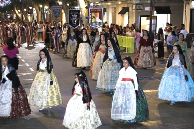 Pólvora, niebla y el «Vell Montgó»: Dénia despide sus Moros y Cristianos a lo grande 33 ultimos actos de los moros y cristianos de denia 2026 31