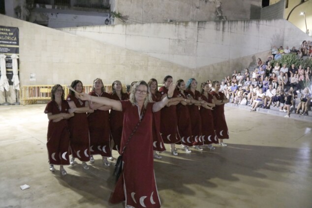 Pólvora, niebla y el «Vell Montgó»: Dénia despide sus Moros y Cristianos a lo grande 55 ultimos actos de los moros y cristianos de denia 2026 53