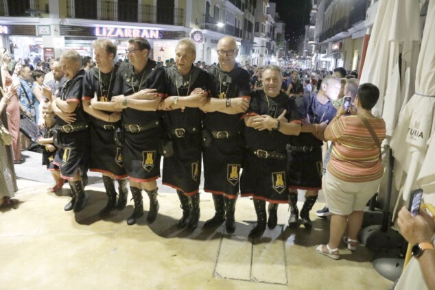 Pólvora, niebla y el «Vell Montgó»: Dénia despide sus Moros y Cristianos a lo grande 70 ultimos actos de los moros y cristianos de denia 2026 68