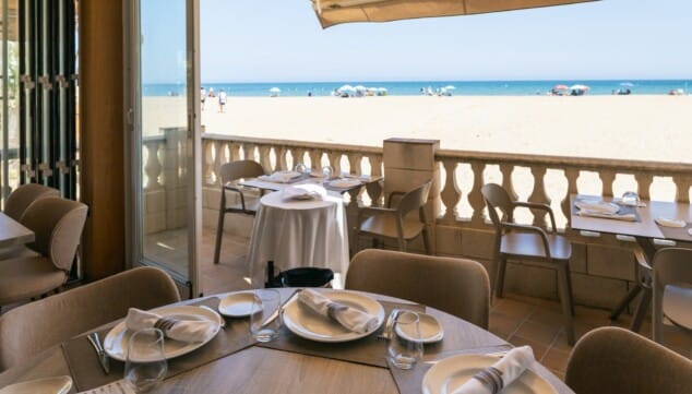 Del mar a la mesa: qué platos de otoño buscar en la costa de Dénia 7 comer con el mar de fondo