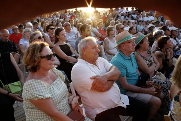 Lleno absoluto en la Marineta Cassiana: el D*na despide su edición más multitudinaria mirando ya a 2027 32 dna festival 2026 31