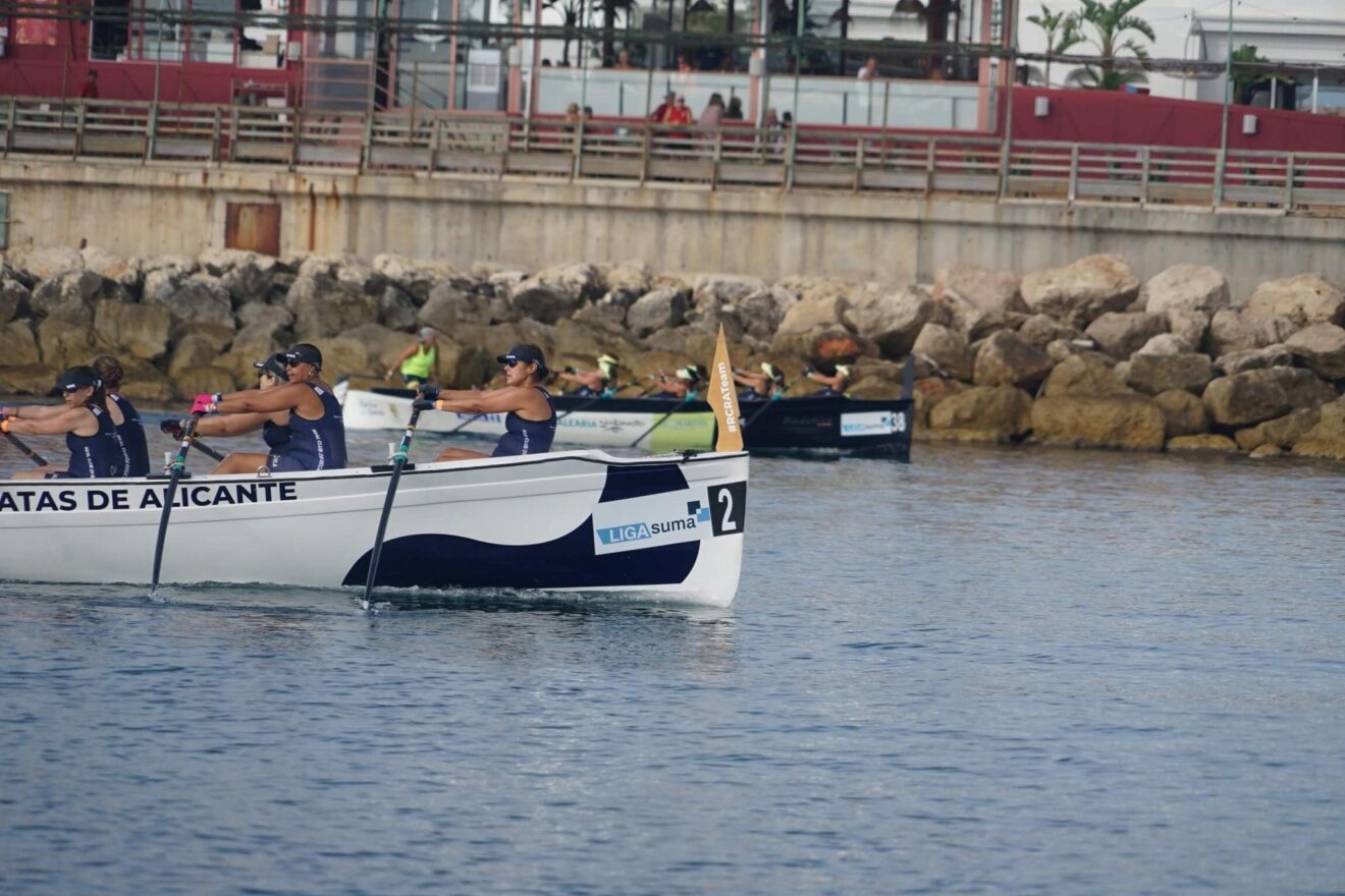 Regata del III Desafío Solidario contra el Cáncer de Mama en Denia