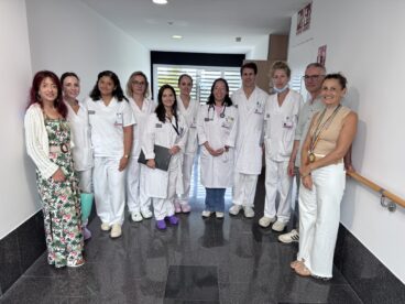 El Hospital de Dénia, referente en la recuperación de la autonomía para un centenar de pacientes anuales 4 Iconos y handles de X, Instagram y Facebook del Hospital de Dénia.