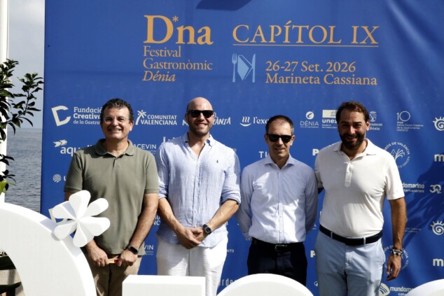 «Tenéis que estar orgullosos de vuestra cocina»: Ferran Adrià rinde homenaje al D*na Festival en Dénia 4 inauguracion del dna festival 2026 1