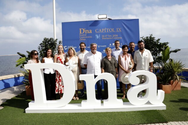 «Tenéis que estar orgullosos de vuestra cocina»: Ferran Adrià rinde homenaje al D*na Festival en Dénia 9 inauguracion del dna festival 2026 6