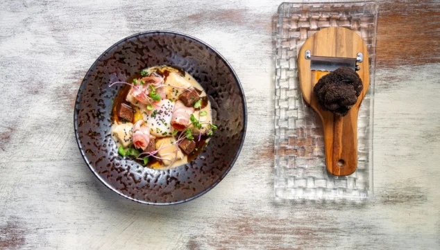 Cocina fusión en Dénia: Mediterráneo y Asia en un mismo plato 8 Imagen: Los tesoros del mar que debes probar