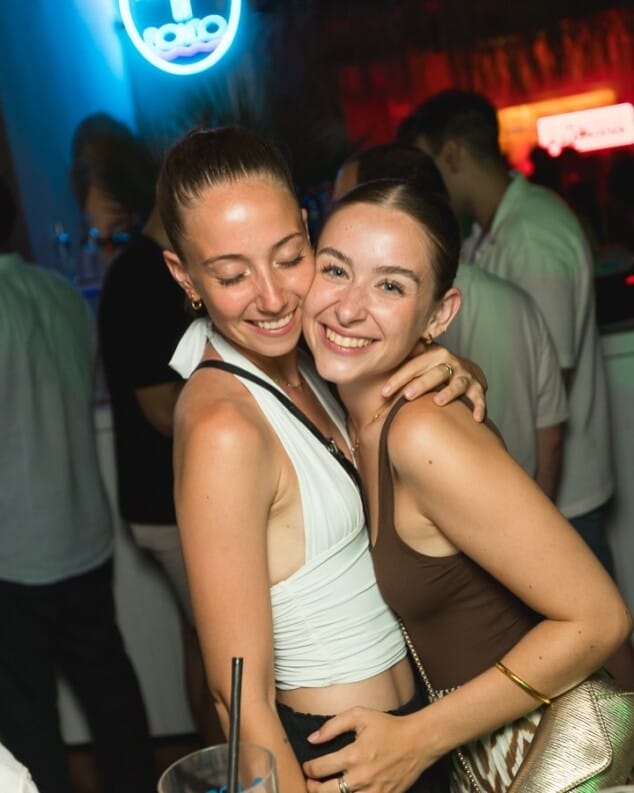 ¿Imaginas celebrar un día especial con el mar de fondo en Xàbia? 14 noches inolvidables