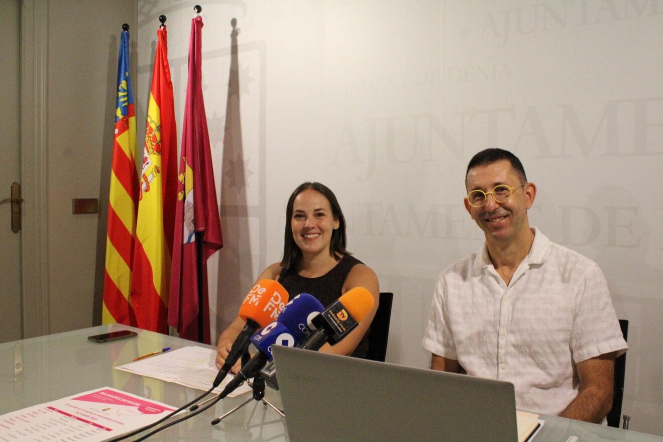 Pepe Doménech y Melani Ivars presentan las iniciativas de participación ciudadana