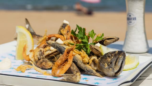 5 delicias del Mediterráneo para saborear este septiembre en la Costa Blanca 8 Imagen: Pescado fresco de lonja