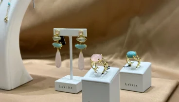 Plata de ley y piedras naturales