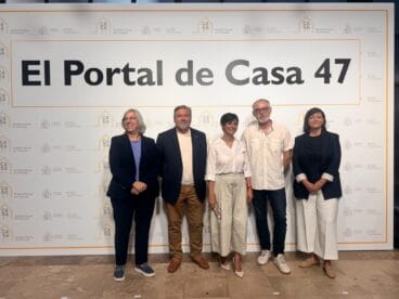 Autoridades en la presentación de Casa 47 en Madrid