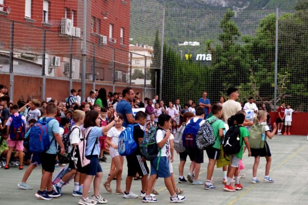 primer dia de colegio de les vessanes y pou de la muntanya 13