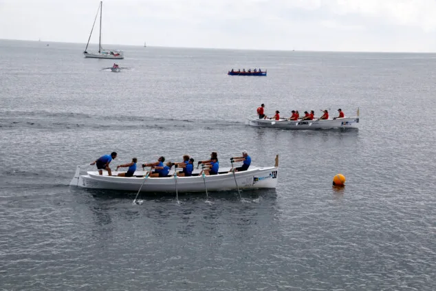 More than one hundred athletes participated in the 21rd Solidarity 100 Strokes Challenge in Dénia 3 100 Solidarity Rowing Regatta in Denia 16