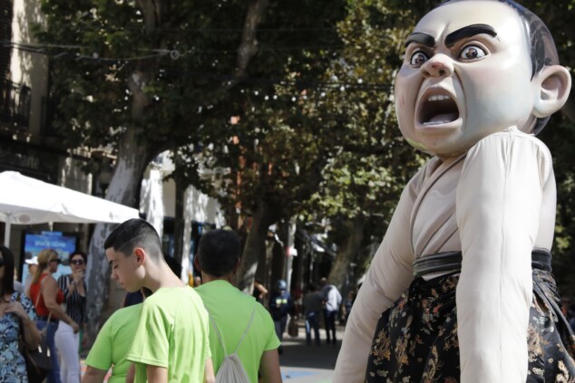 Cuando los gigantes tomaron las calles y las bestias encendieron la noche: el encuentro histórico de Dénia 64 aplec de gegants i besties de foc de denia 54