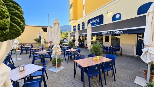 ¿Dónde almorzar en Dénia? Bocadillos, sepia y mucho más 18 Imagen: Bar Luna Nueva, Dénia