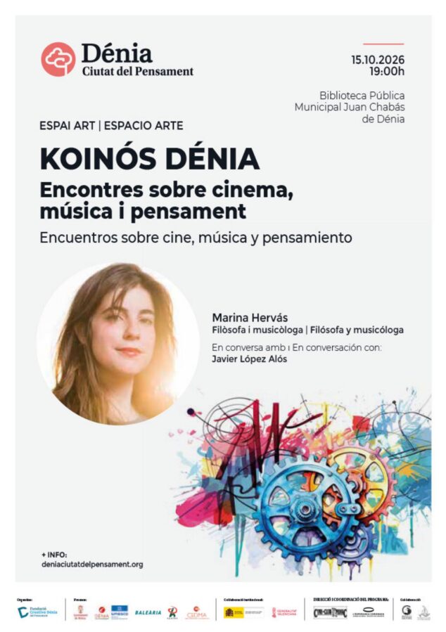¿Qué significa realmente escuchar? La musicóloga Marina Hervás protagoniza el penúltimo Koinós Dénia de 2026 1 Imagen: Cartel informativo del evento Koinós Dénia con una foto de Marina Hervás, detalles de fecha y lugar, y logotipos de organizadores.