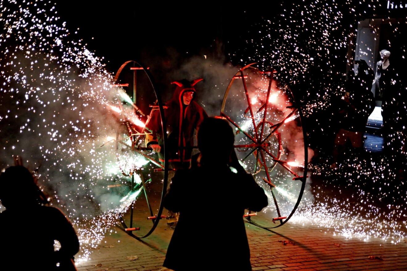 Conciertos y correfocs del 9 d'Octubre 16