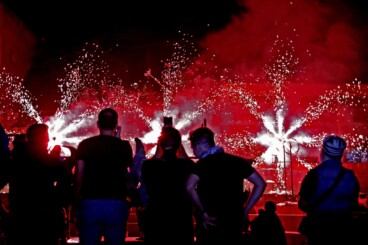 Conciertos y correfocs del 9 d’Octubre 43