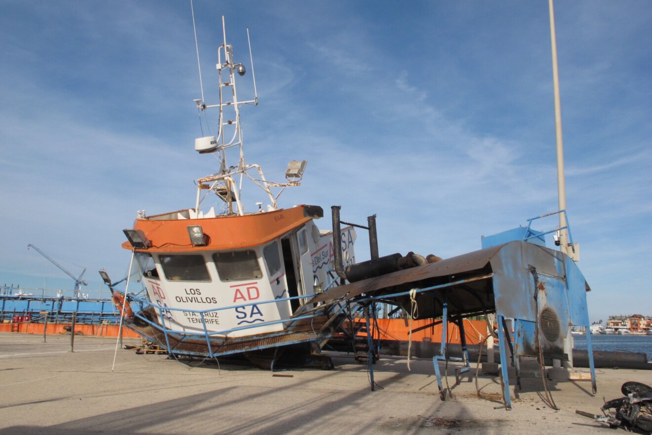 Desguace de Los Olivillos en el puerto de Dénia 2