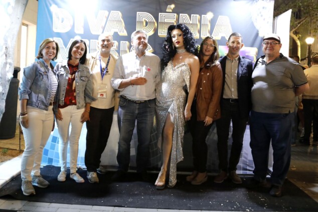 Dénia reivindica el 'pride de proximidad' con una exitosa tercera edición de su musical de divas 14 diva denia music pride 2026 12