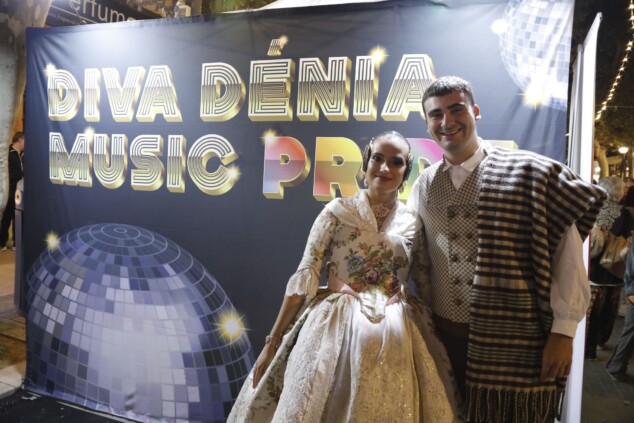 Dénia reivindica el 'pride de proximidad' con una exitosa tercera edición de su musical de divas 8 diva denia music pride 2026 6