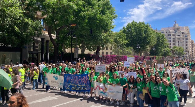 docentes durante una manifestacion foto de archivo