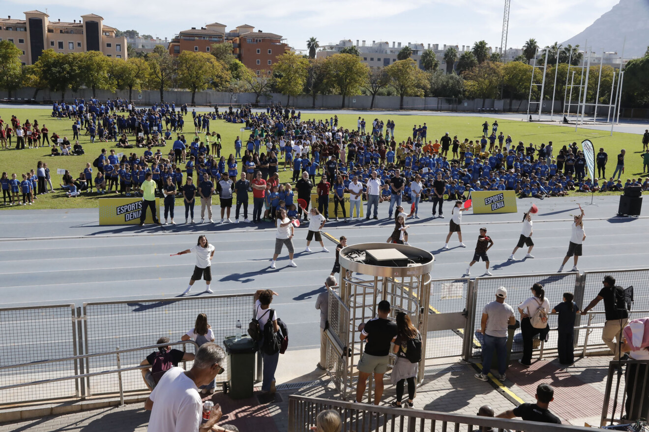 Escoles Esportives de Dénia 26-27 85