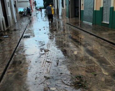 La Generalitat ordena el confinamiento en la Marina Alta ante el riesgo extremo de inundaciones 6 estado de una de las calles de la marina alta tras la lluvia e1792400897285