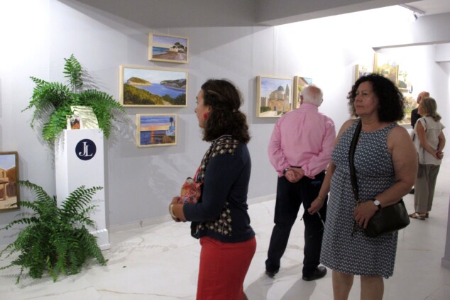 El pintor Juan Larrosa saca a la luz en Dénia más de cinco años de trabajo ininterrumpido 12 exposicion de juan larrosa en denia 17