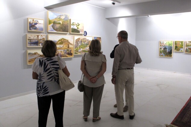 El pintor Juan Larrosa saca a la luz en Dénia más de cinco años de trabajo ininterrumpido 11 exposicion de juan larrosa en denia 18