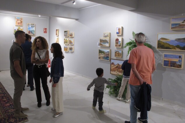 El pintor Juan Larrosa saca a la luz en Dénia más de cinco años de trabajo ininterrumpido 6 exposicion de juan larrosa en denia 24