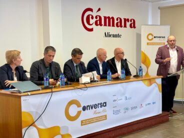 Mesa redonda del Foro Conversa Marina Alta sobre suelo industrial