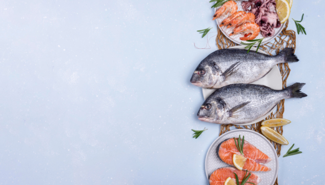 Dónde comer pescado fresco en Dénia: las claves para una elección acertada 10 Imagen: Raciones tradicionales de pescado fresco para compartir en familia